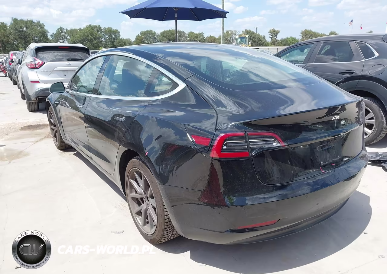 2018 Tesla Model 3 Long Range-Mid Range VIN:5YJ3E1EA0JF028339 - 3