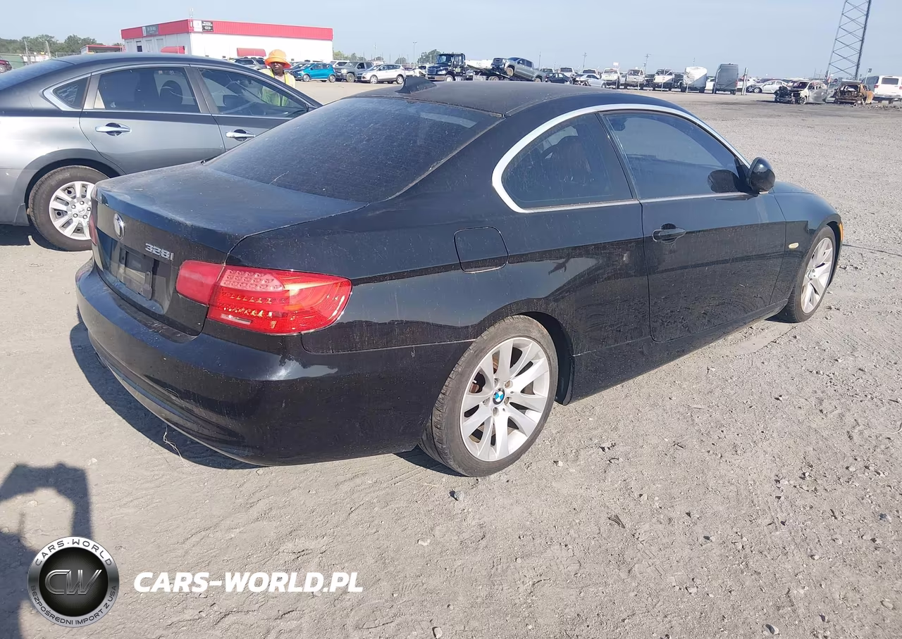 2012 BMW 328I VIN:WBAKE3C51CE770893 - 4