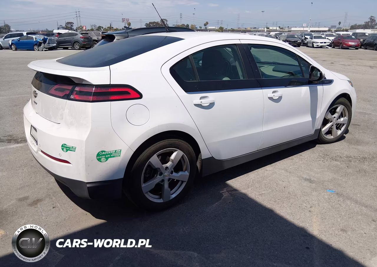 2014 Chevrolet Volt VIN:1G1RH6E45EU137510 - 4