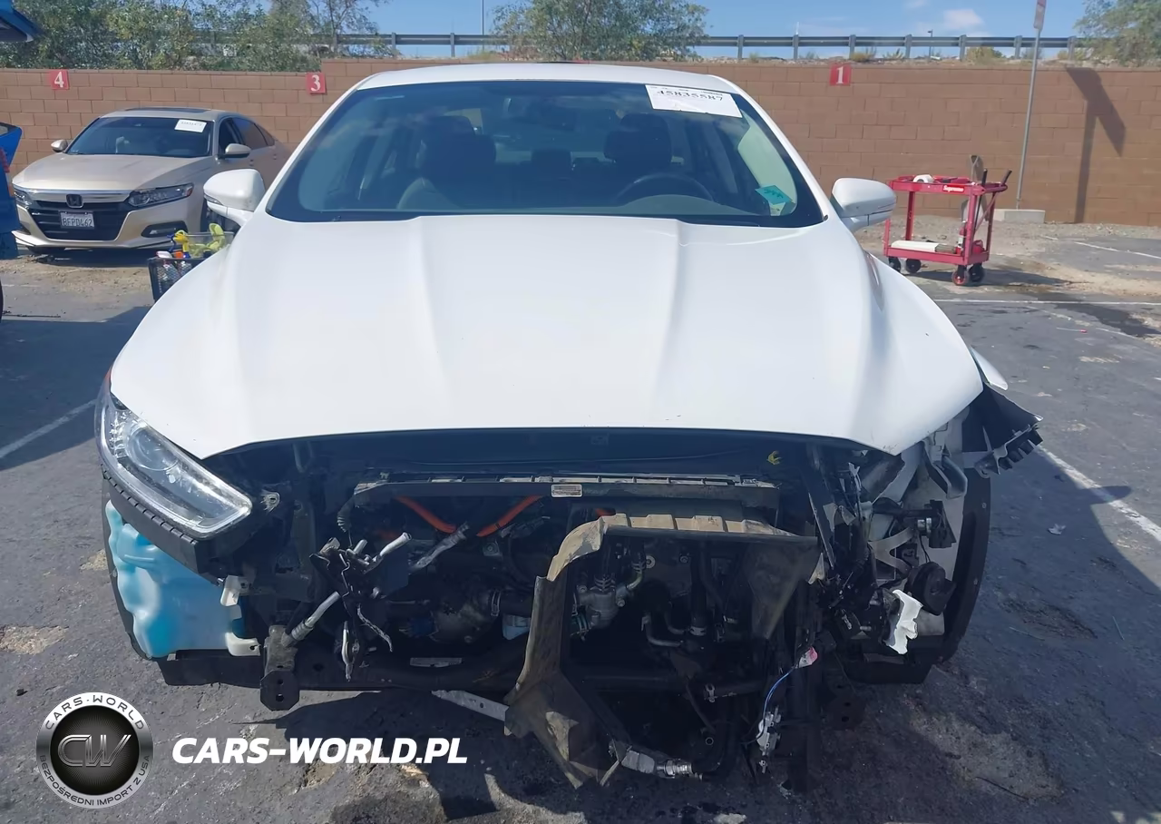 2013 Ford Fusion Hybrid Se VIN:3FA6P0LU7DR235432 - 13