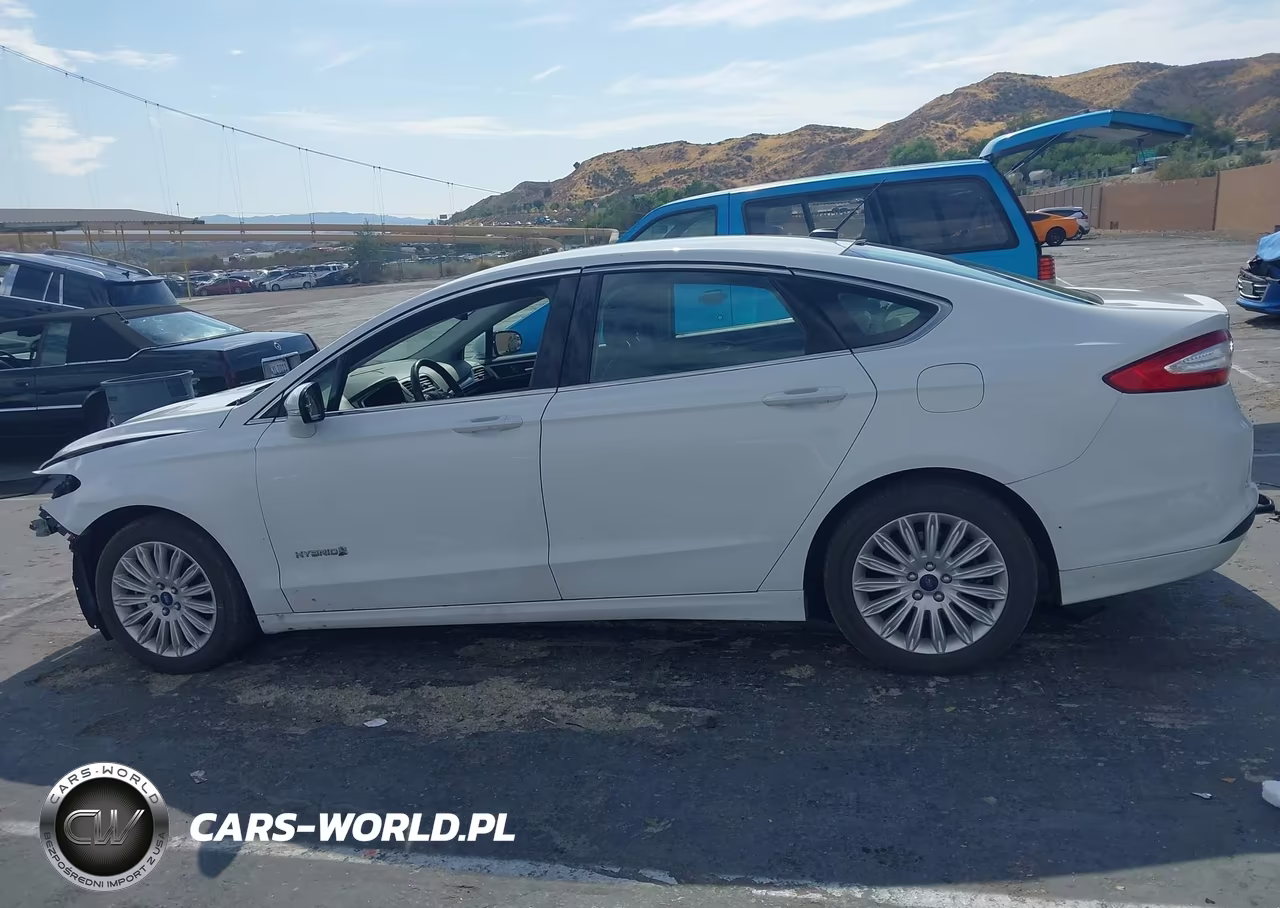 2013 Ford Fusion Hybrid Se VIN:3FA6P0LU7DR235432 - 15