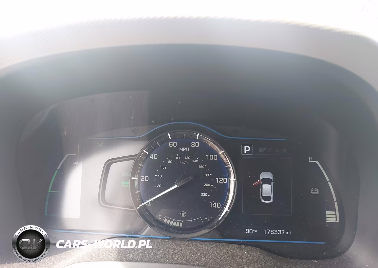 2017 Hyundai Ioniq Hybrid Blue VIN:KMHC65LC1HU056351 - 7