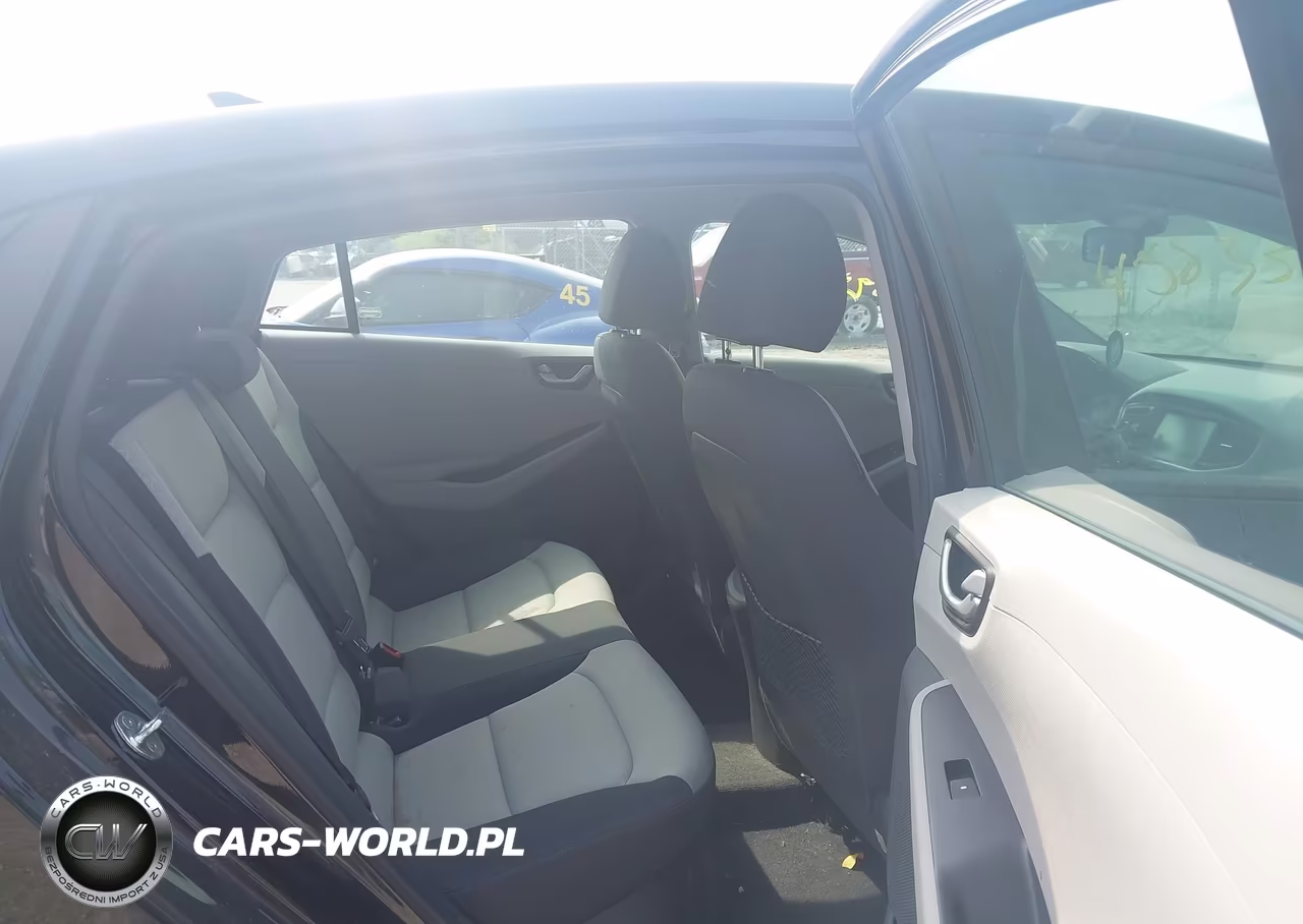 2017 Hyundai Ioniq Hybrid Blue VIN:KMHC65LC1HU056351 - 8