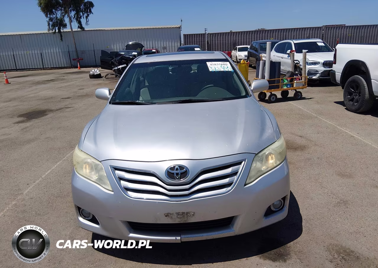 2010 Toyota Camry Xle VIN:4T4BF3EKXAR075111 - 12
