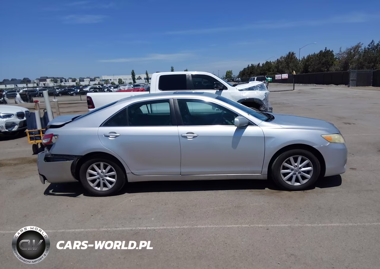 2010 Toyota Camry Xle VIN:4T4BF3EKXAR075111 - 13