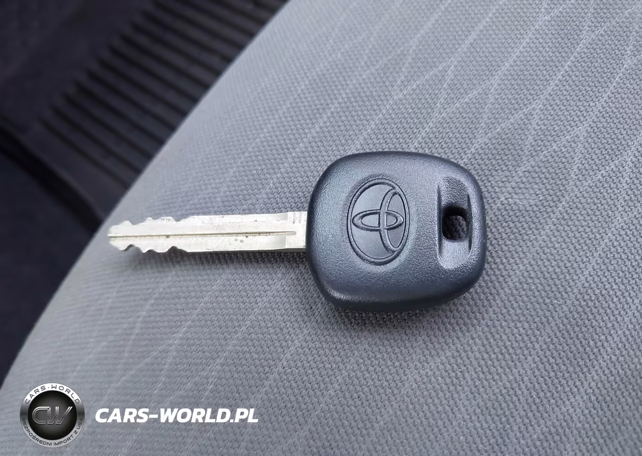 2019 Toyota Tacoma Sr VIN:5TFRX5GN4KX151239 - 11