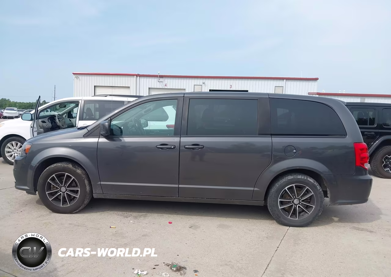 2018 Dodge Grand Caravan Se Plus VIN:2C4RDGBG3JR329619 - 14