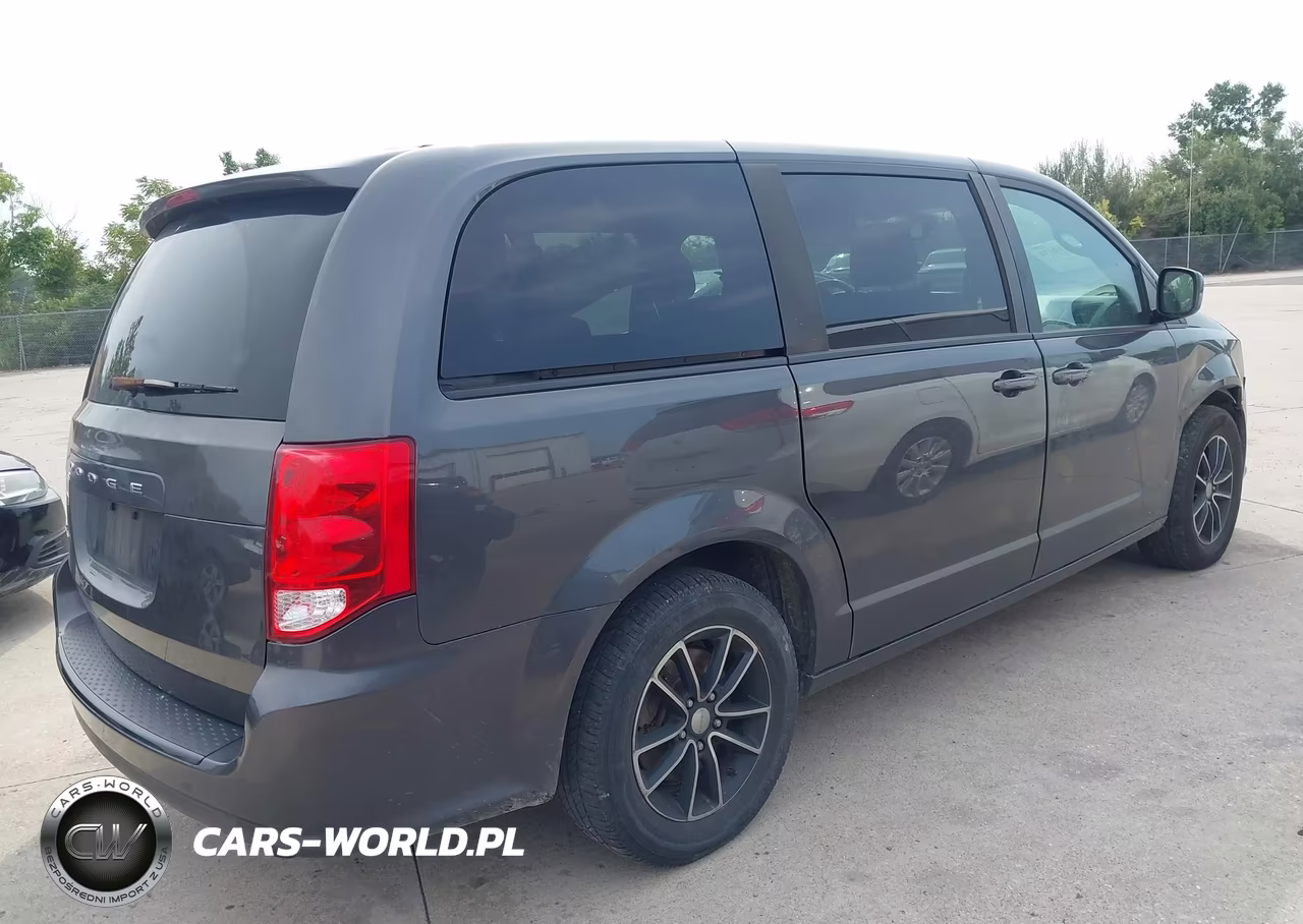 2018 Dodge Grand Caravan Se Plus VIN:2C4RDGBG3JR329619 - 4