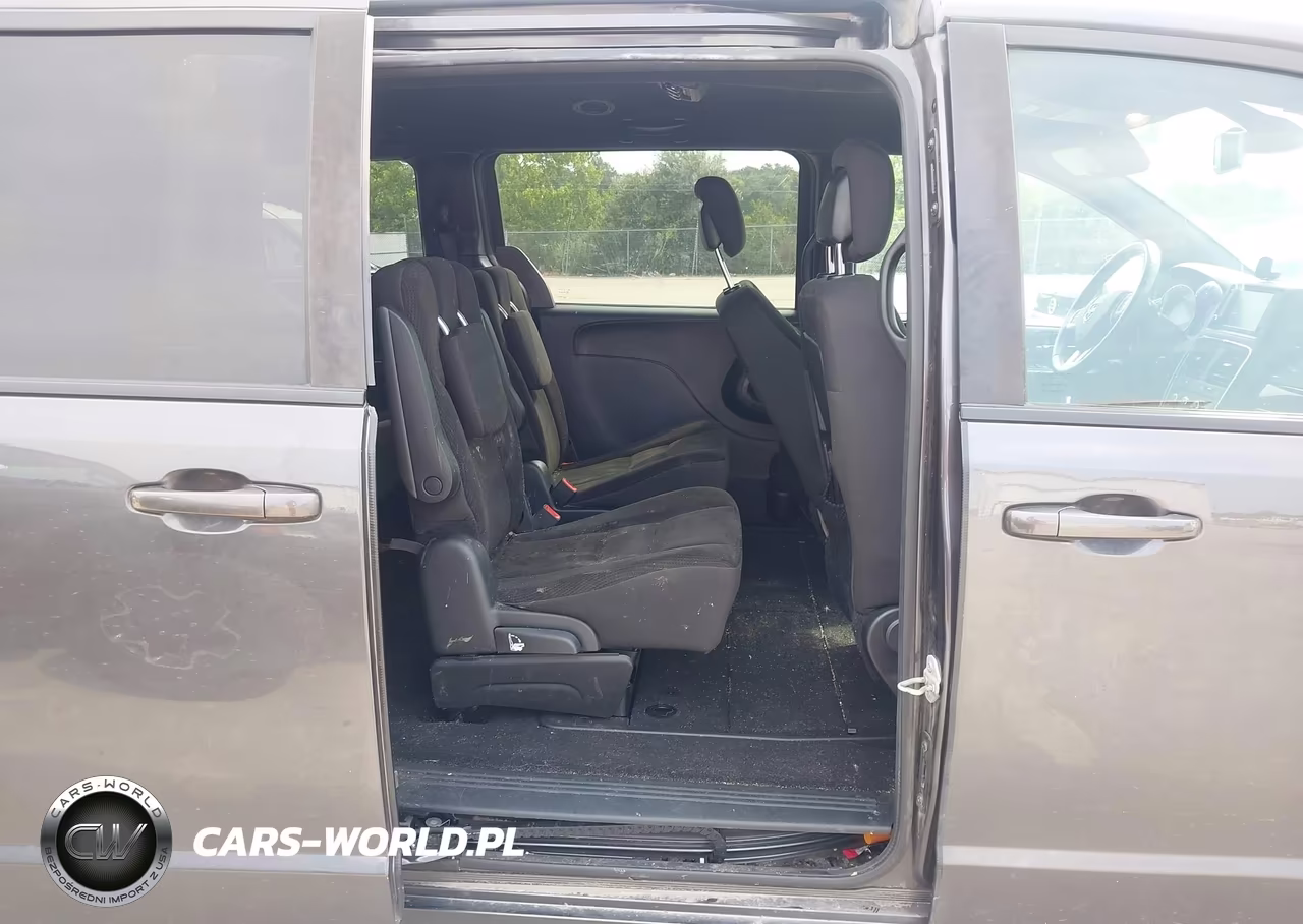2018 Dodge Grand Caravan Se Plus VIN:2C4RDGBG3JR329619 - 8
