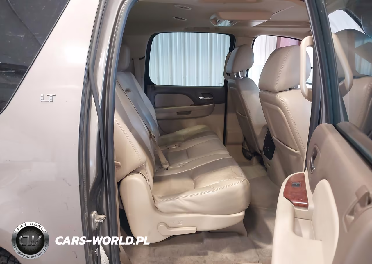 2013 Chevrolet Suburban Lt VIN:1GNSKJE79DR155816 - 8