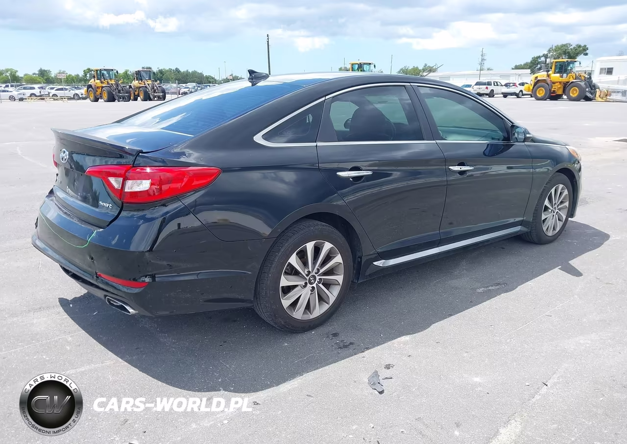 2017 Hyundai Sonata Sport VIN:5NPE34AF1HH552192 - 4
