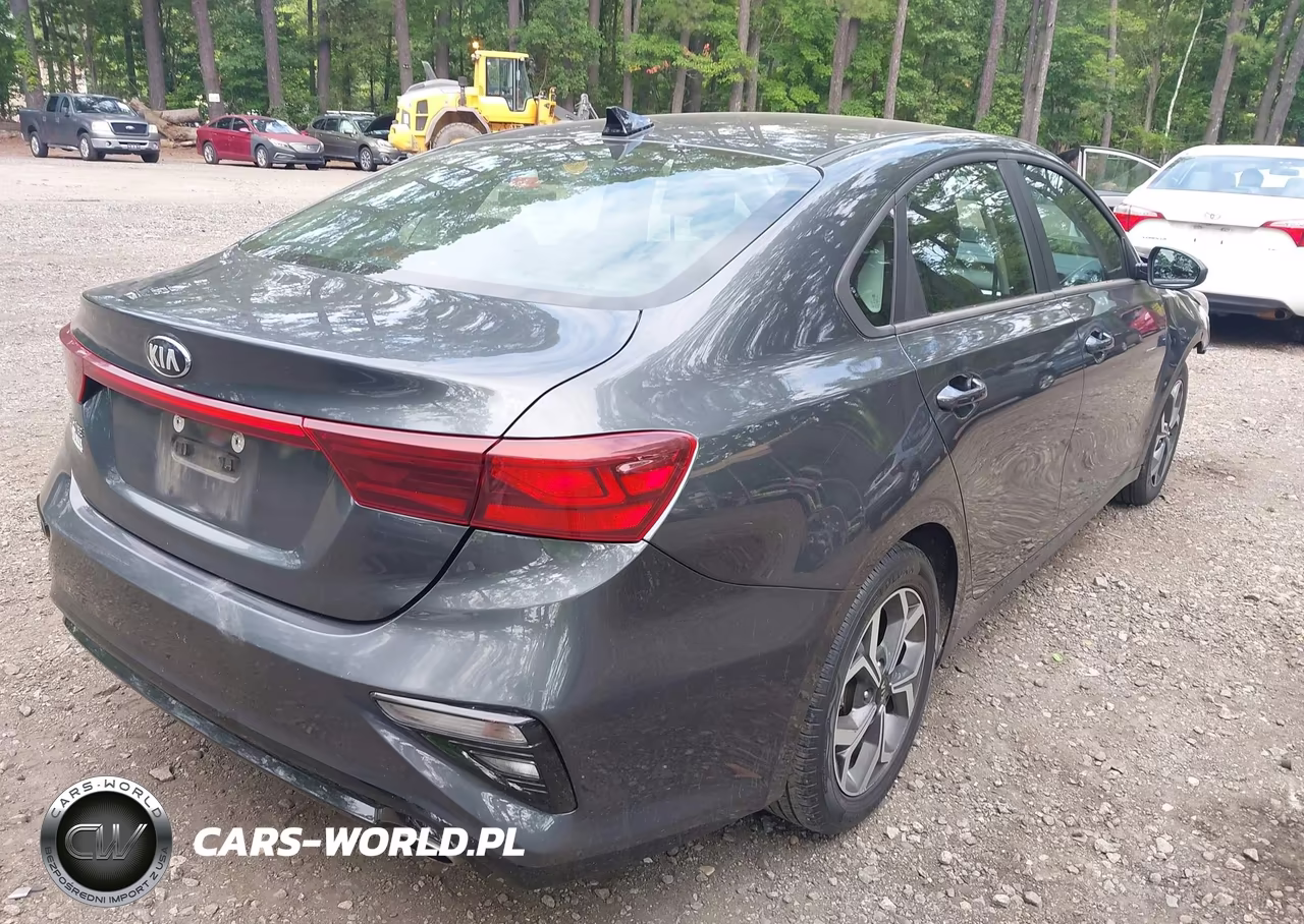 2021 Kia Forte Lxs VIN:3KPF24AD7ME271616 - 4