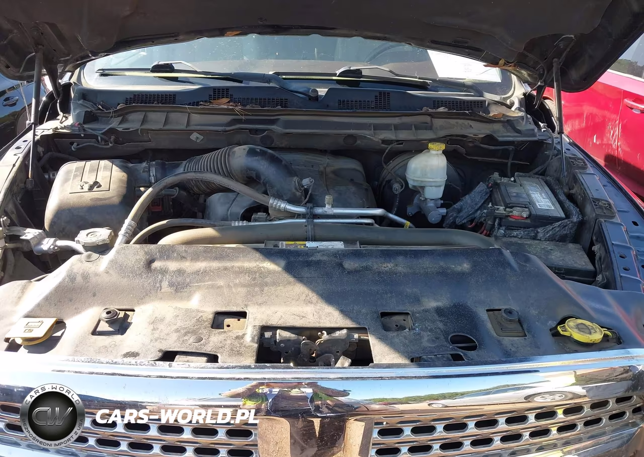 2015 Ram 1500 Laramie VIN:1C6RR6NT5FS621340 - 10