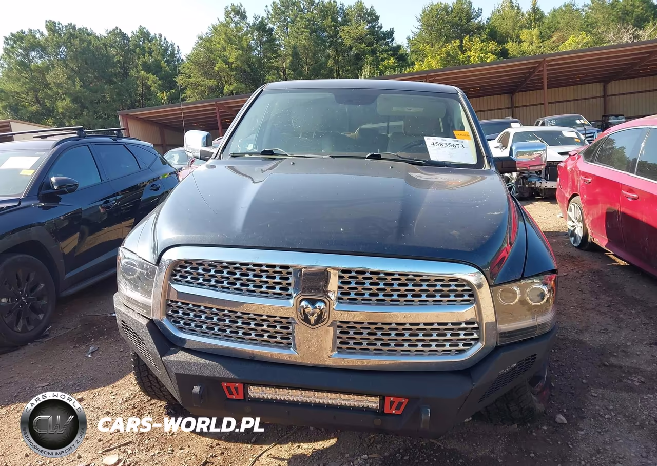 2015 Ram 1500 Laramie VIN:1C6RR6NT5FS621340 - 13