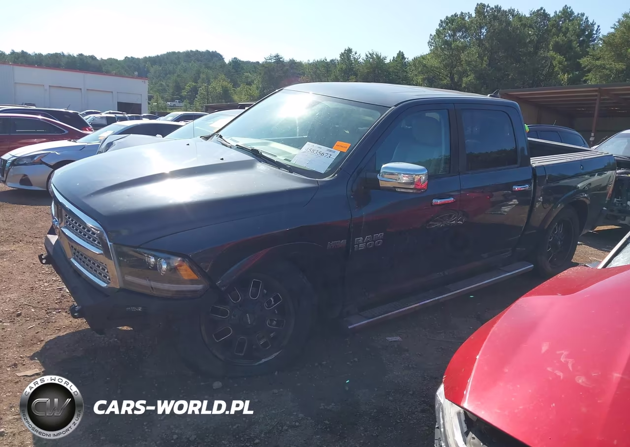 2015 Ram 1500 Laramie VIN:1C6RR6NT5FS621340 - 2