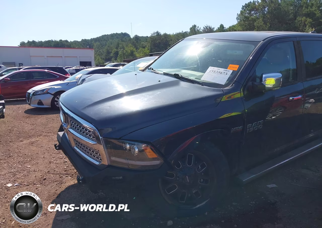 2015 Ram 1500 Laramie VIN:1C6RR6NT5FS621340 - 6