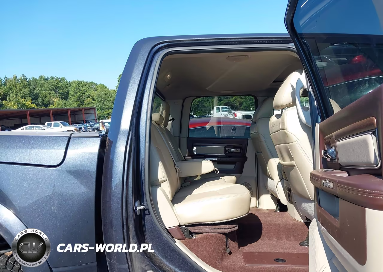 2015 Ram 1500 Laramie VIN:1C6RR6NT5FS621340 - 8