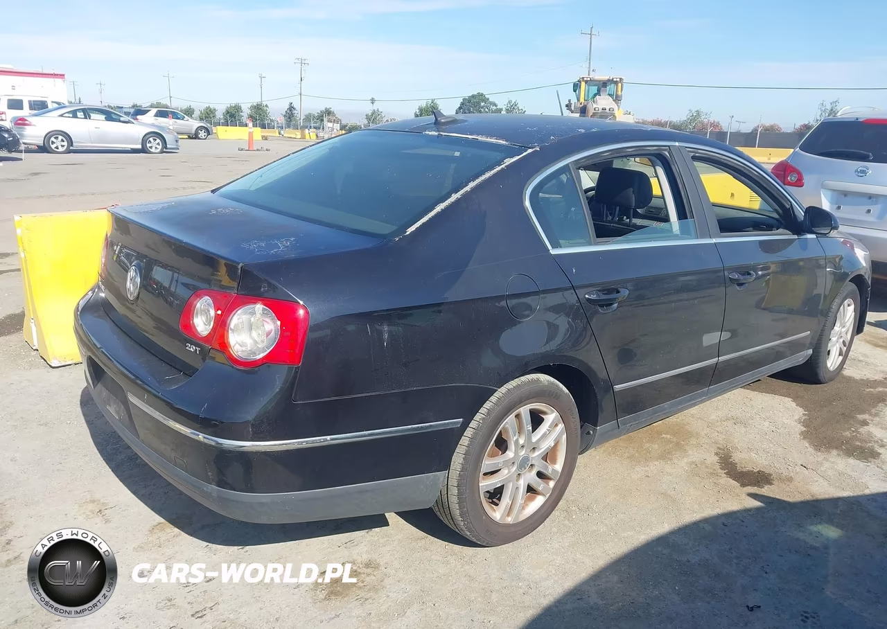 2008 Volkswagen Passat Komfort VIN:WVWAK73C38P084315 - 4