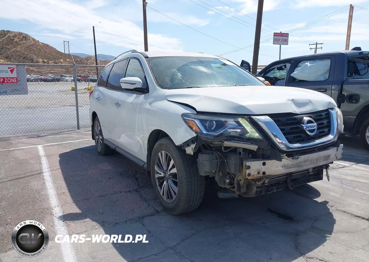 2019 Nissan Pathfinder S
