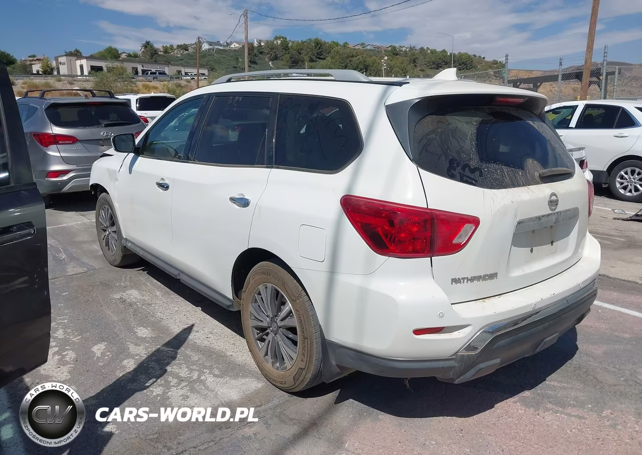 2019 Nissan Pathfinder S VIN:5N1DR2MN0KC581957 - 3