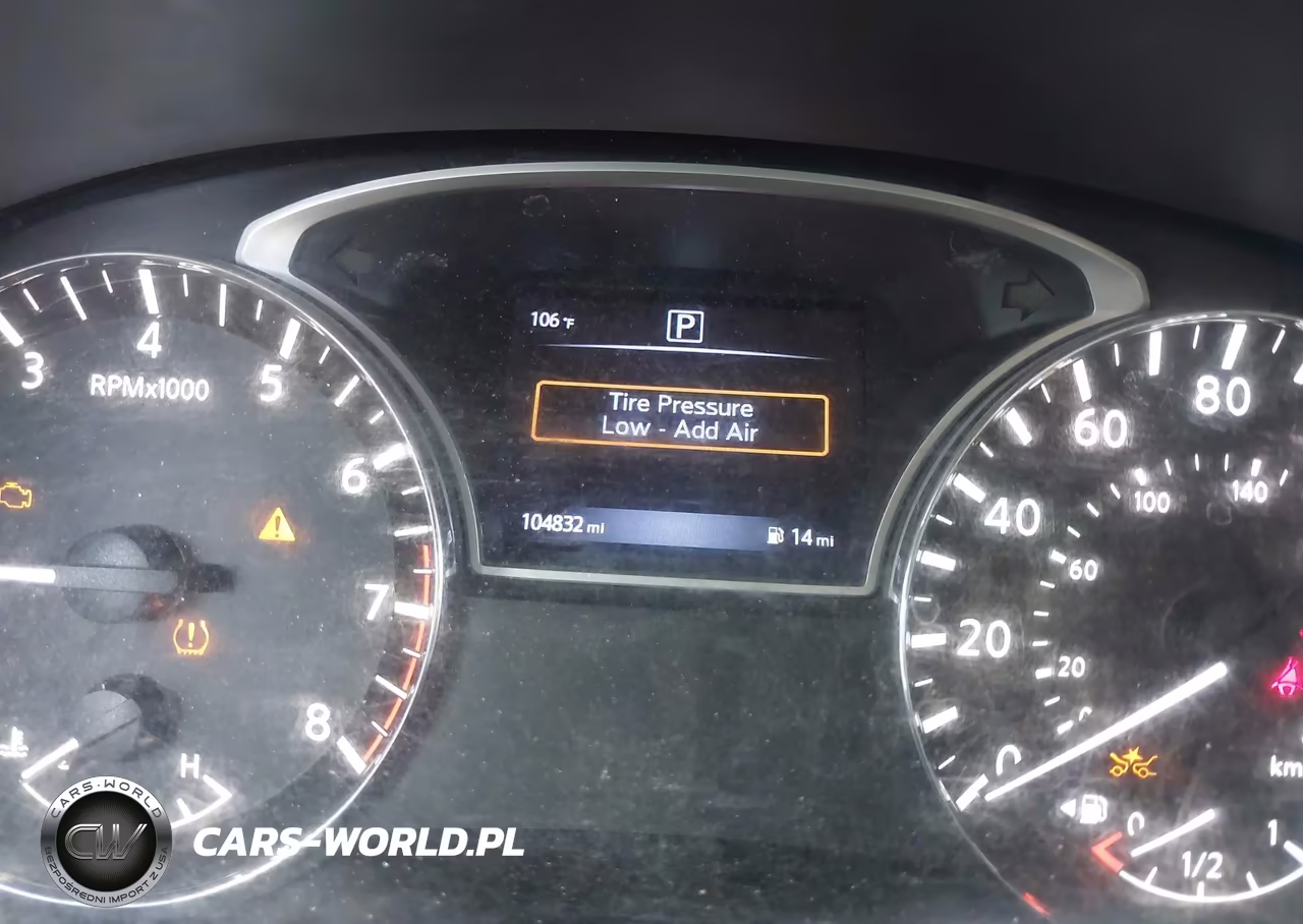 2019 Nissan Pathfinder S VIN:5N1DR2MN0KC581957 - 7