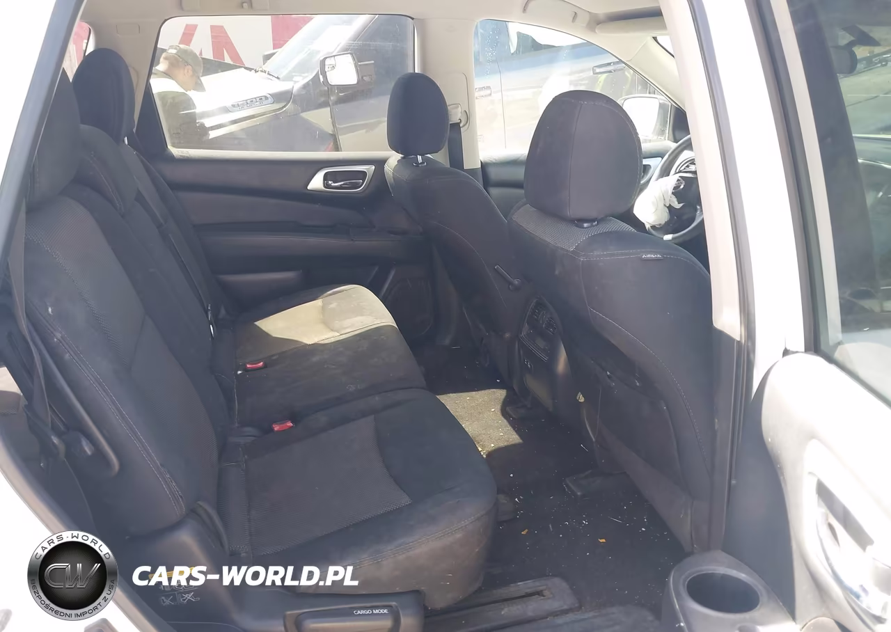 2019 Nissan Pathfinder S VIN:5N1DR2MN0KC581957 - 8