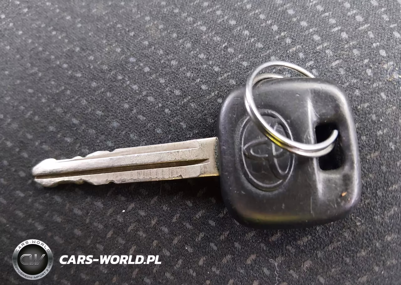 2009 Toyota Yaris VIN:JTDBT903291348226 - 11