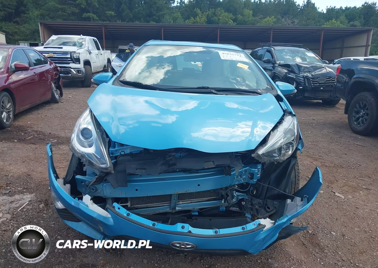 2016 Toyota Prius C One VIN:JTDKDTB39G1126254 - 12