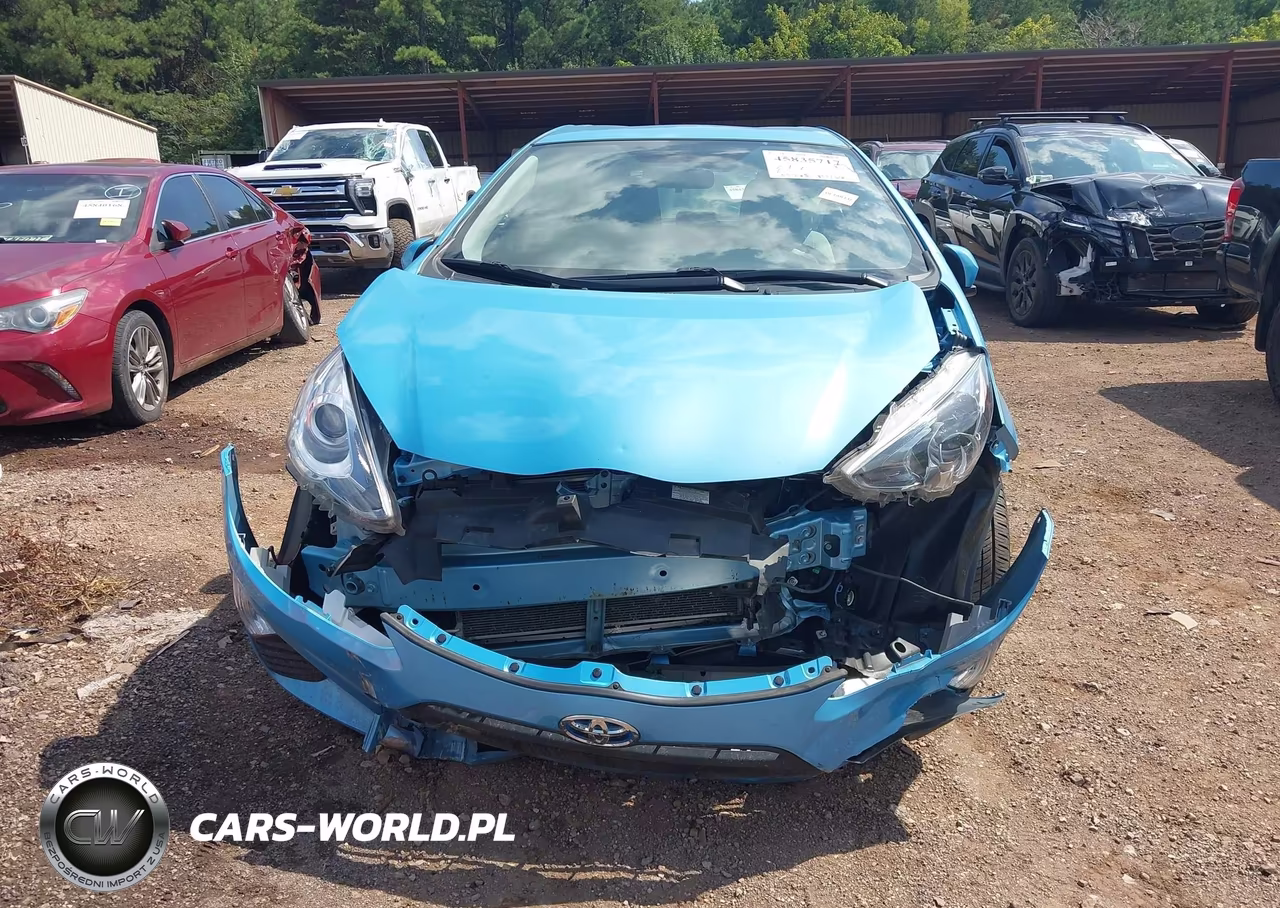 2016 Toyota Prius C One VIN:JTDKDTB39G1126254 - 6
