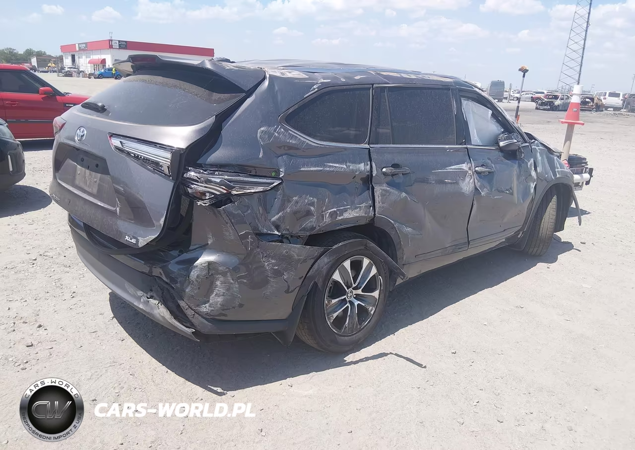 2021 Toyota Highlander Xle VIN:5TDGZRAH6MS518596 - 4