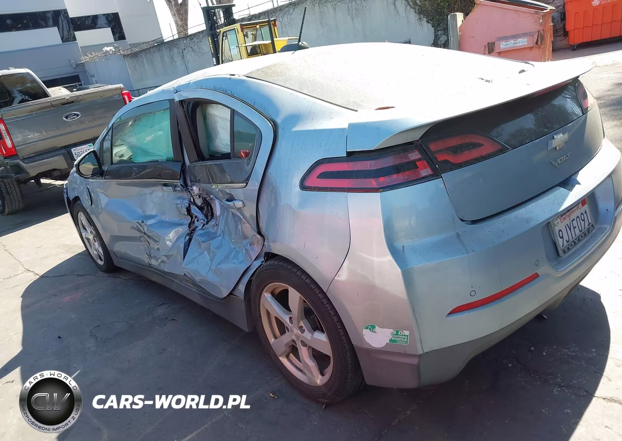 2015 Chevrolet Volt VIN:1G1RC6E42FU117635 - 3
