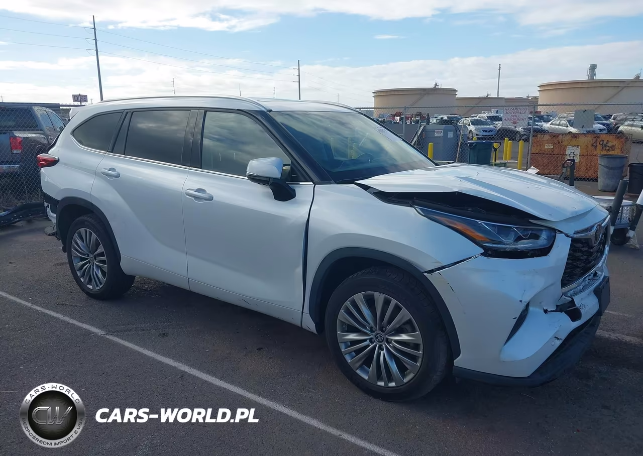 2022 Toyota Highlander Platinum