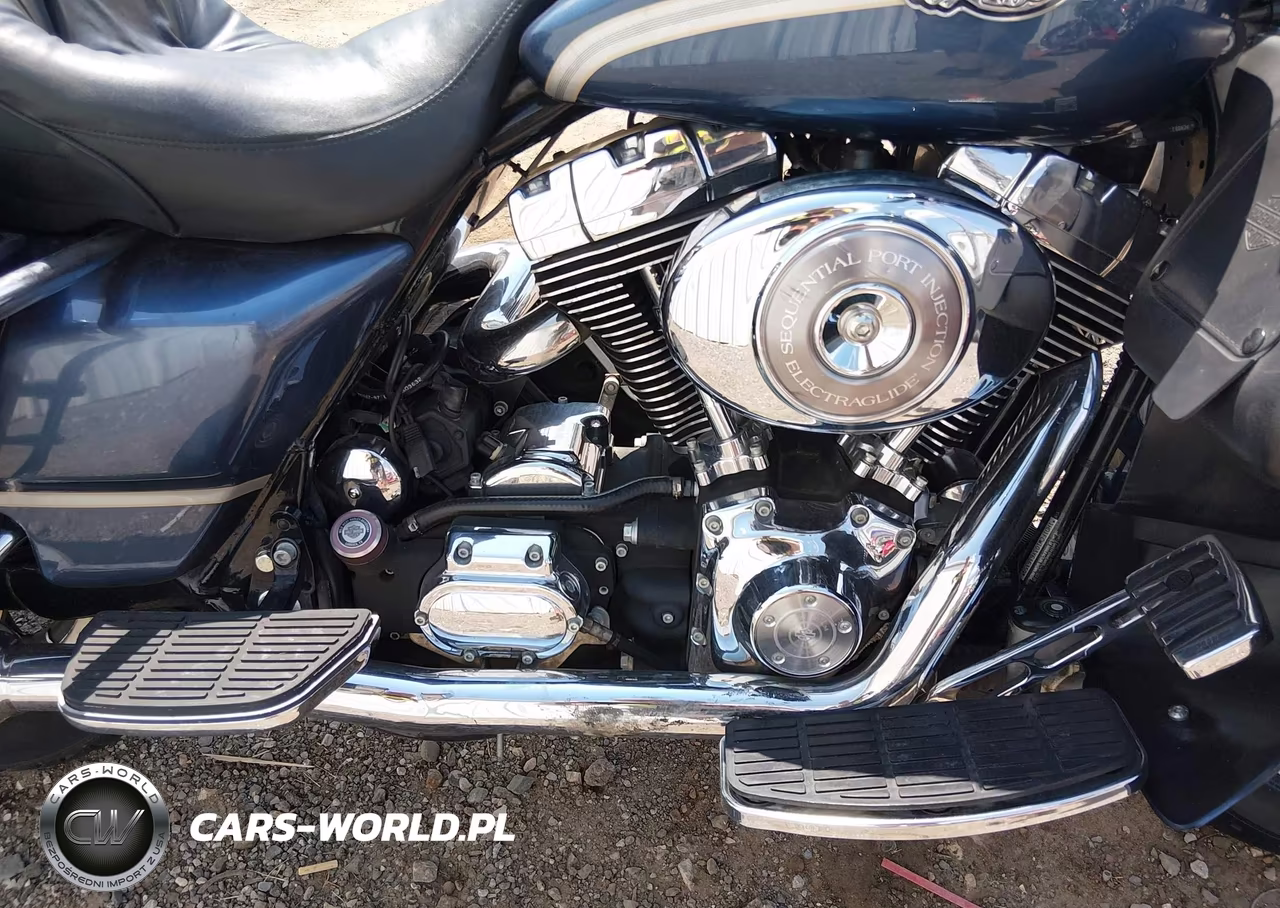 2003 Harley-Davidson Flhtcui VIN:1HD1FCW103Y636359 - 8
