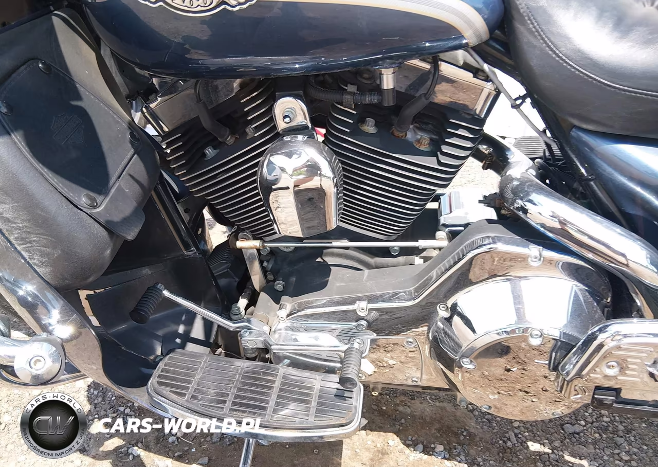 2003 Harley-Davidson Flhtcui VIN:1HD1FCW103Y636359 - 9