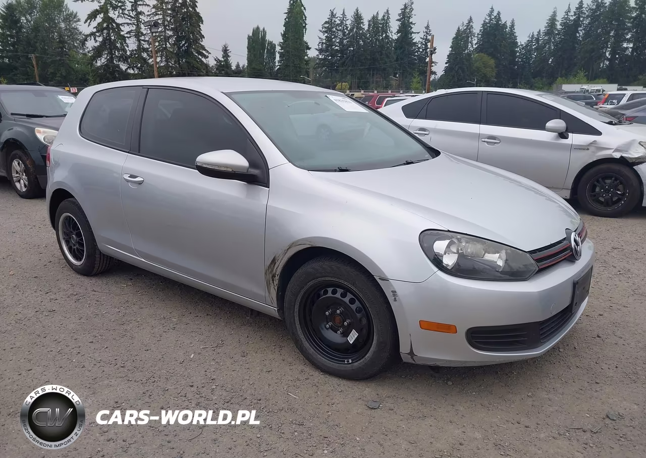 2013 Volkswagen Golf 2.5L 2-Door – zdjęcie 1 z 11
