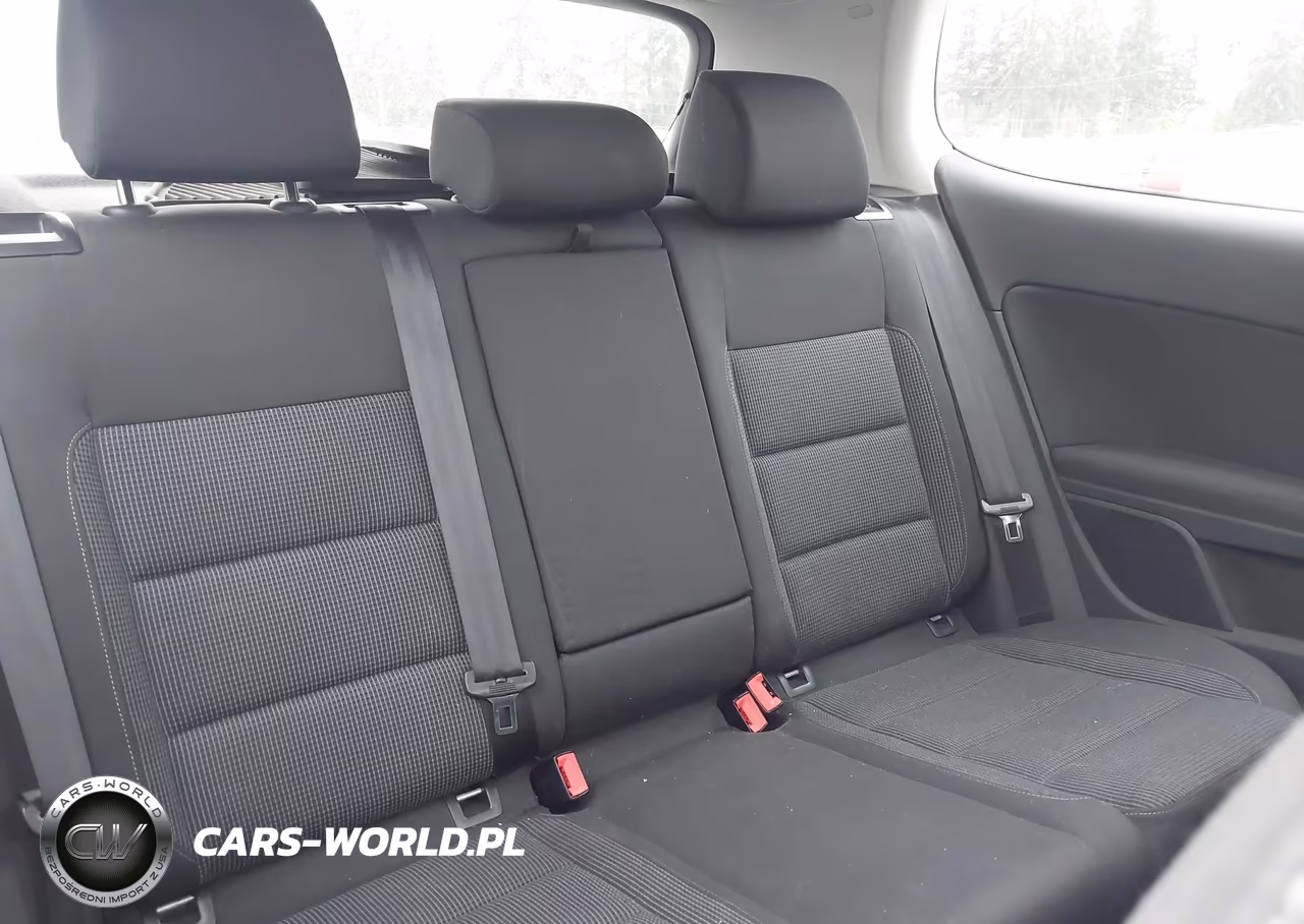 2013 Volkswagen Golf 2.5L 2-Door VIN:WVWBB7AJ5DW062483 - 8