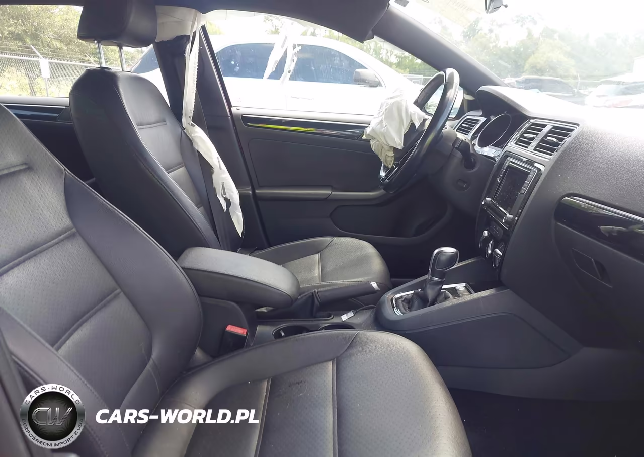 2018 Volkswagen Jetta 1.8T Se Sport VIN:3VWD17AJXJM221051 - 5