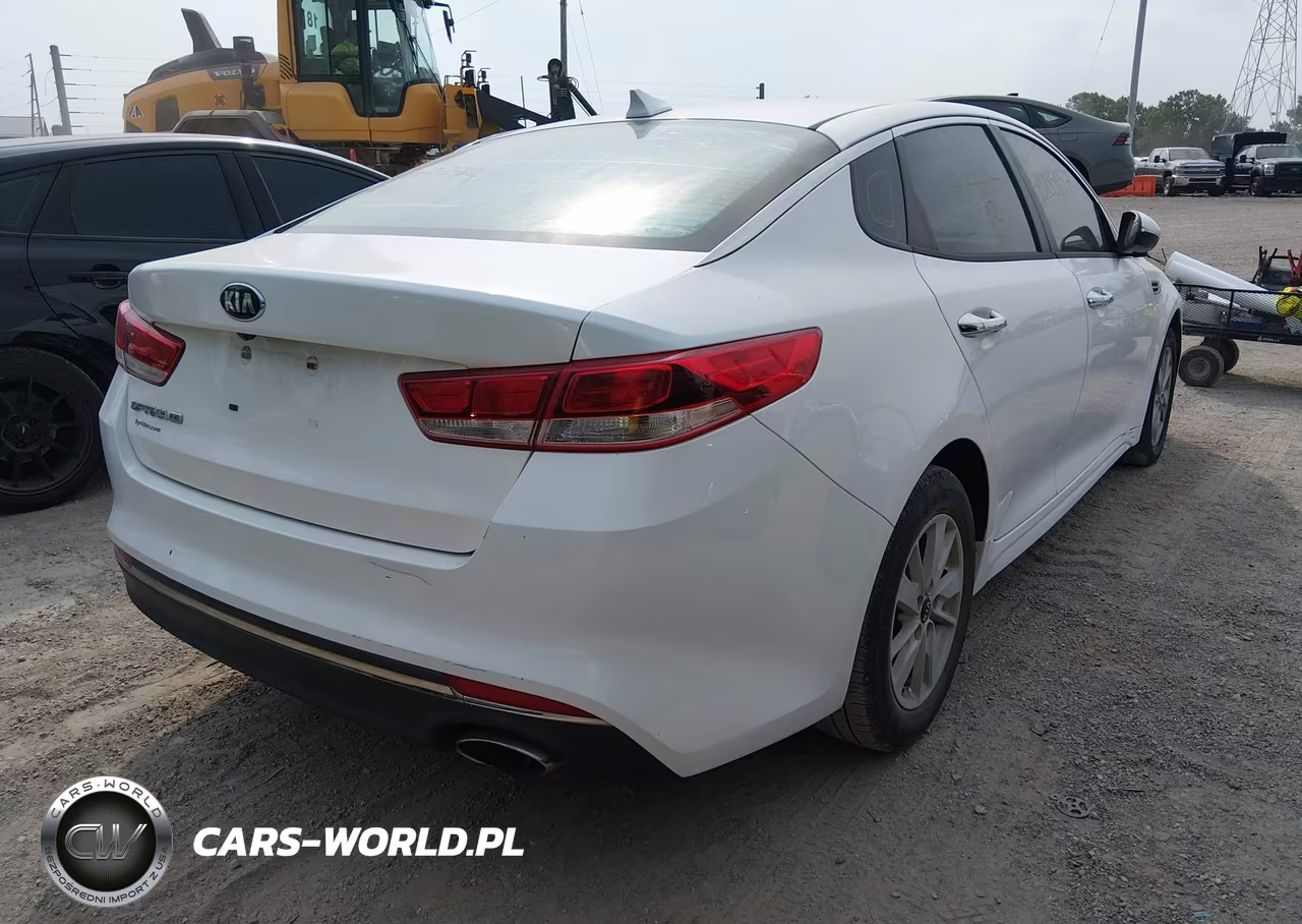 2017 Kia Optima Lx VIN:5XXGT4L30HG177399 - 4