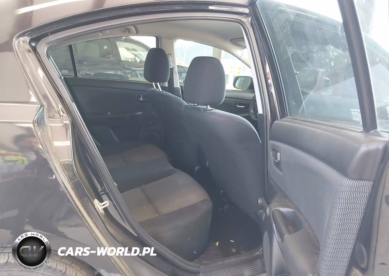 MAZDA MAZDA3 VIN:JM1BK12F581100577 - 8