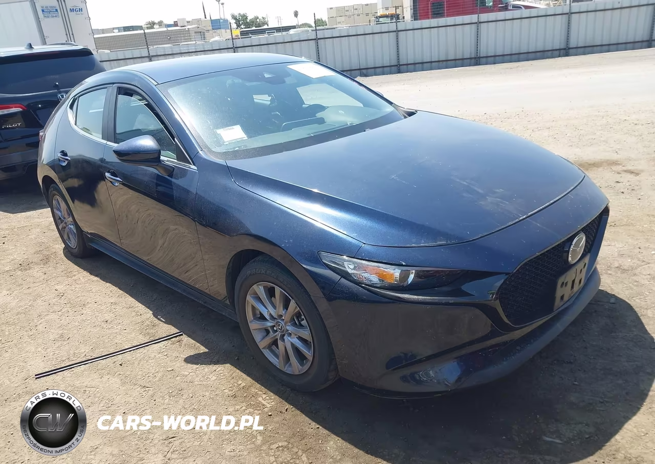 2022 Mazda Mazda3 2.5 S – zdjęcie 1 z 19