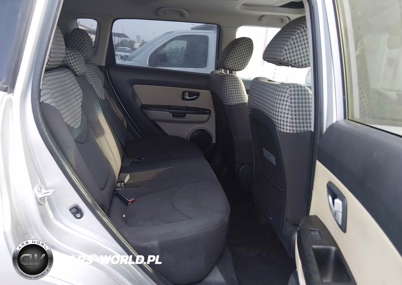 2013 Kia Soul ! VIN:KNDJT2A65D7559244 - 8