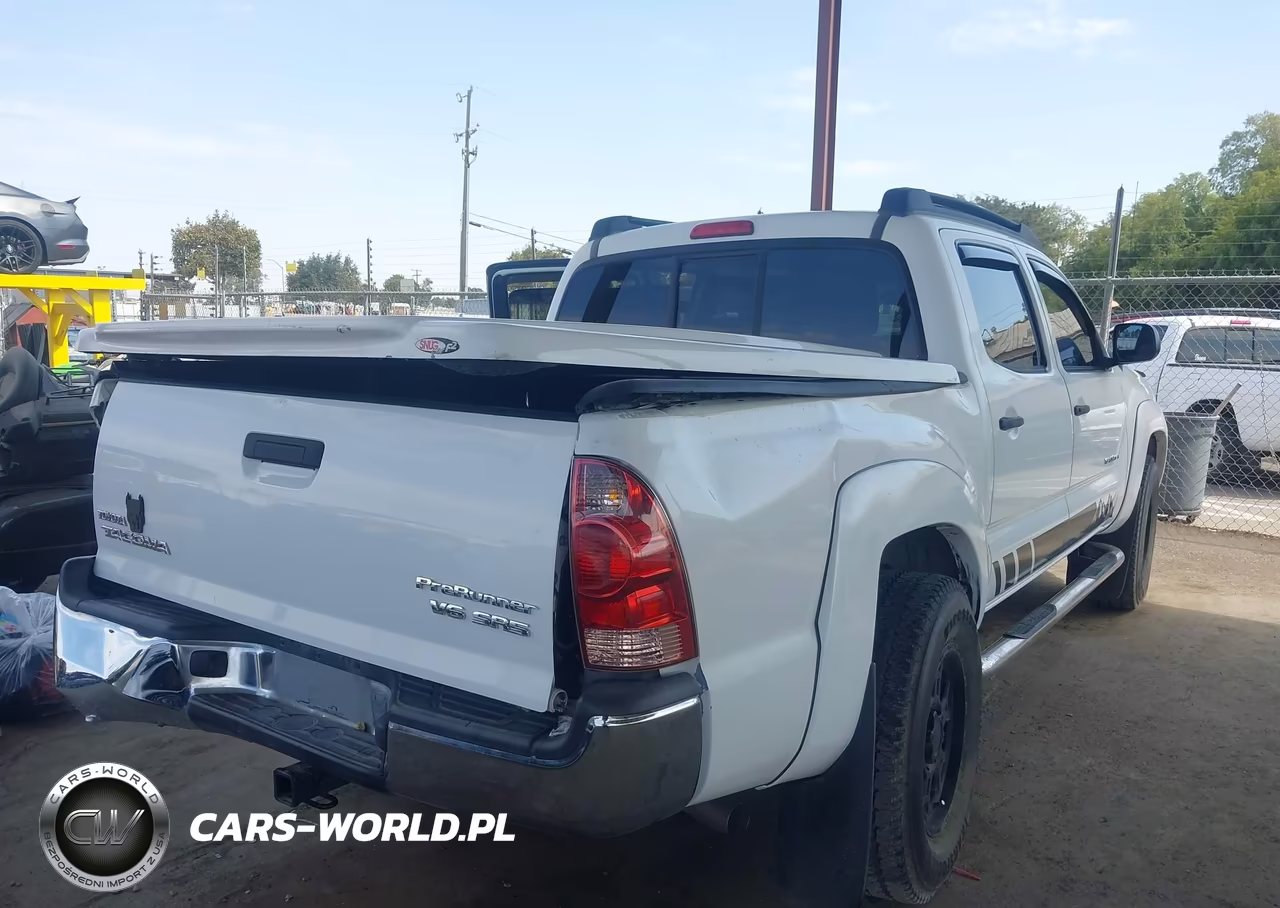 2008 Toyota Tacoma Prerunner V6 VIN:5TEJU62NX8Z490916 - 4