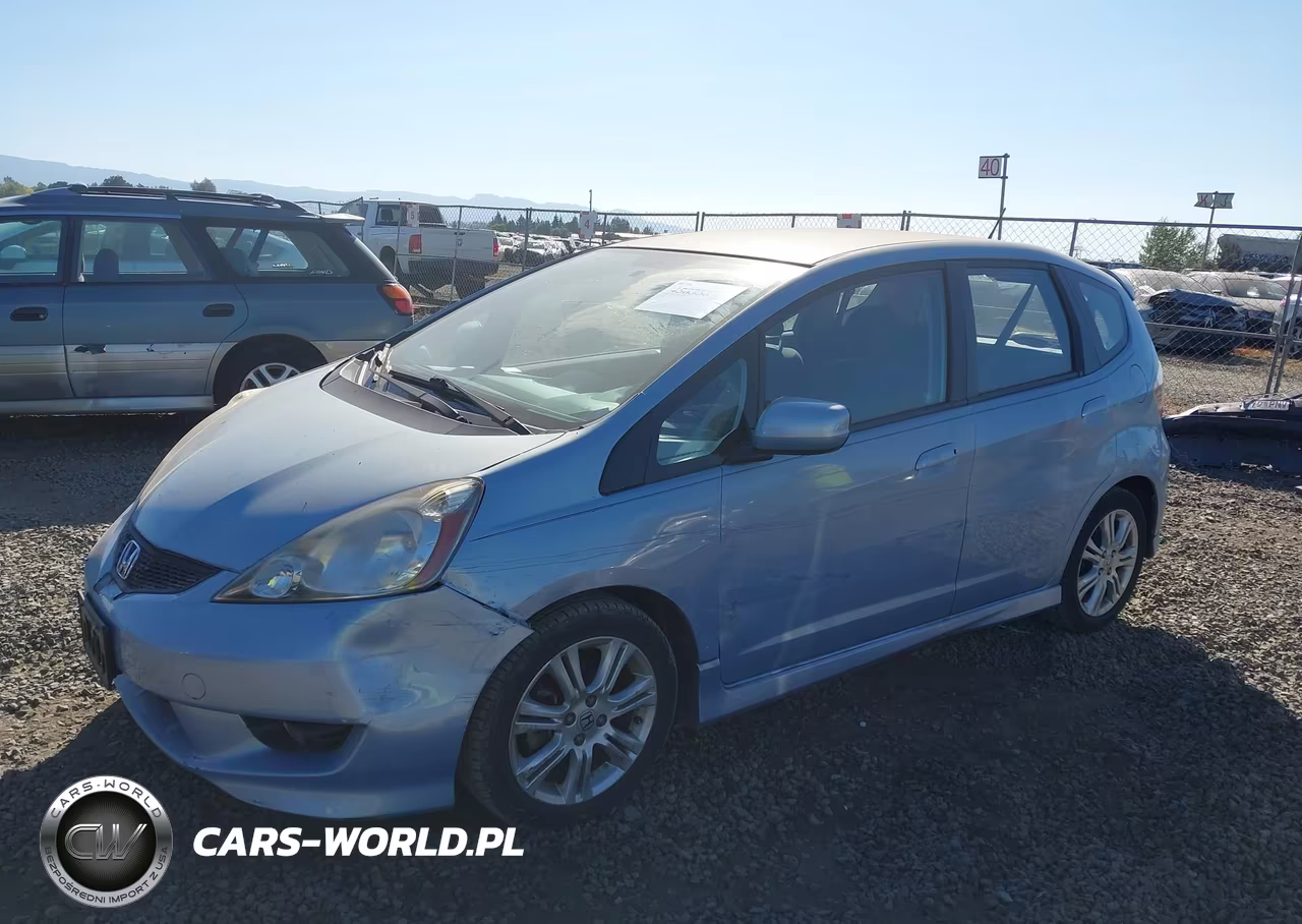 2010 Honda Fit Sport VIN:JHMGE8H44AC000863 - 2