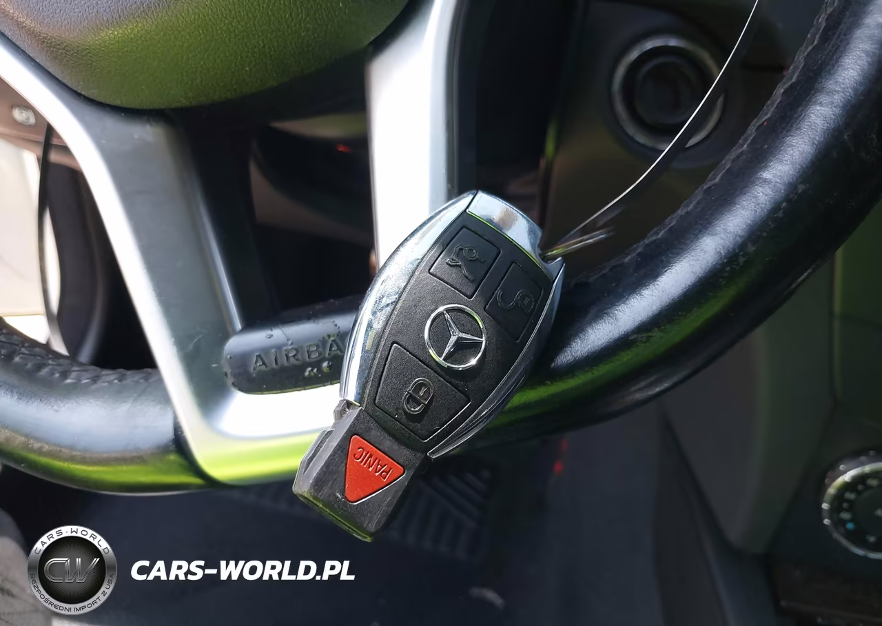 2013 Mercedes-Benz C 250 Sport VIN:WDDGF4HB0DA858648 - 11