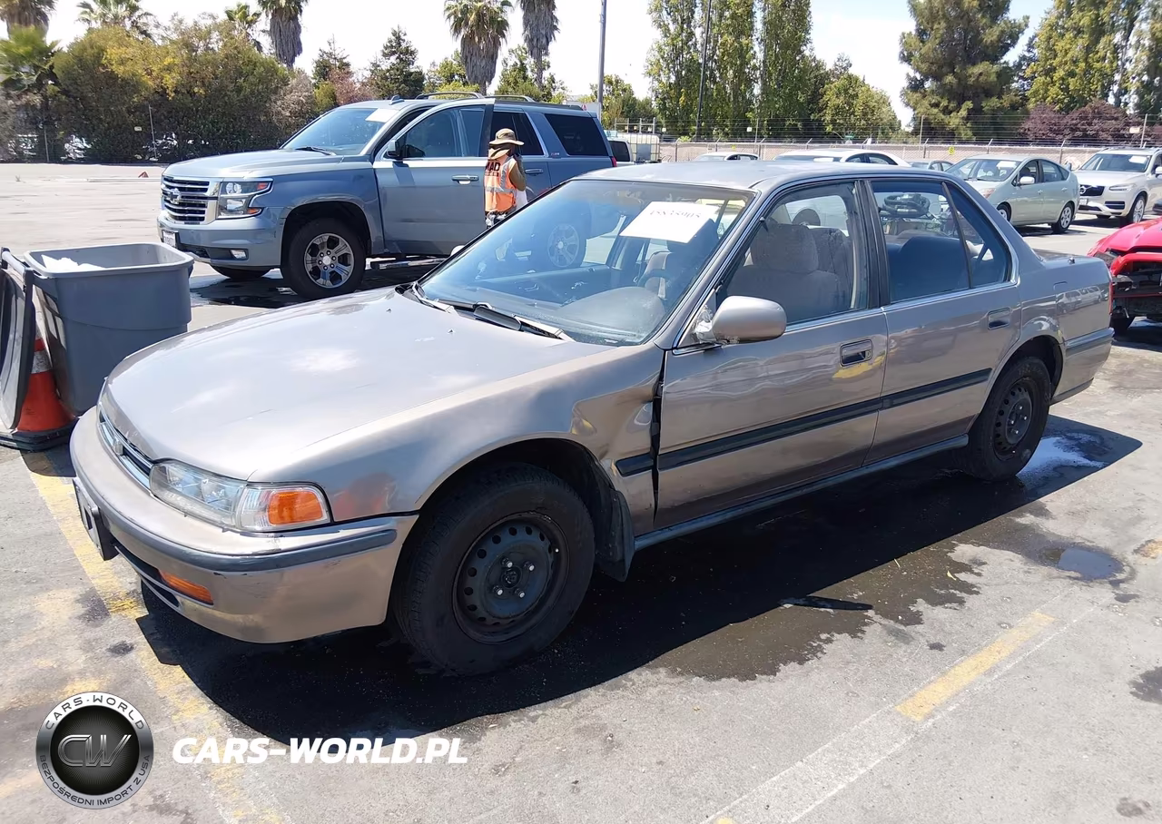 1992 Honda Accord Lx-Ex VIN:JHMCB7650NC046158 - 2