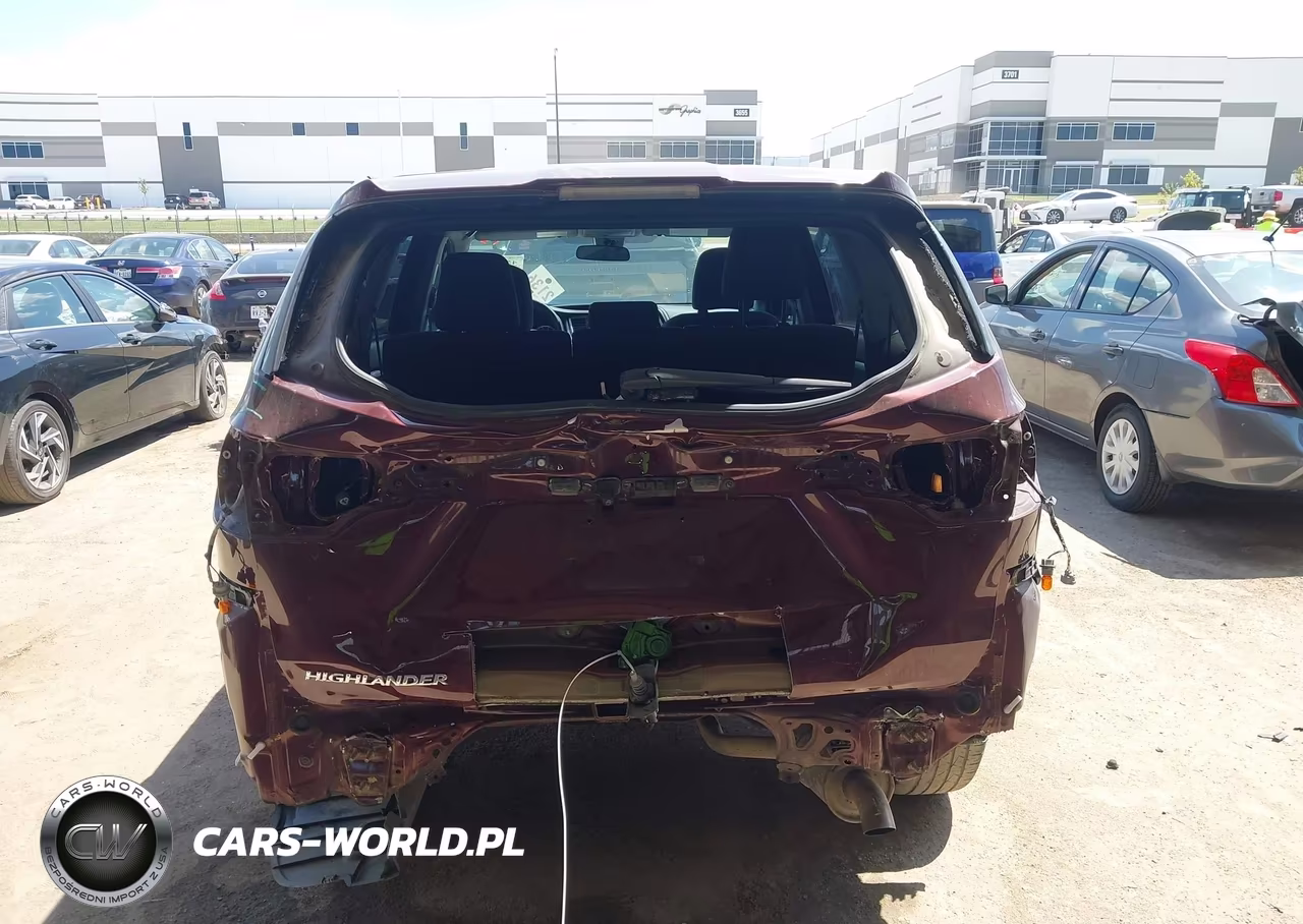 2019 Toyota Highlander Le VIN:5TDZARFH2KS059959 - 16