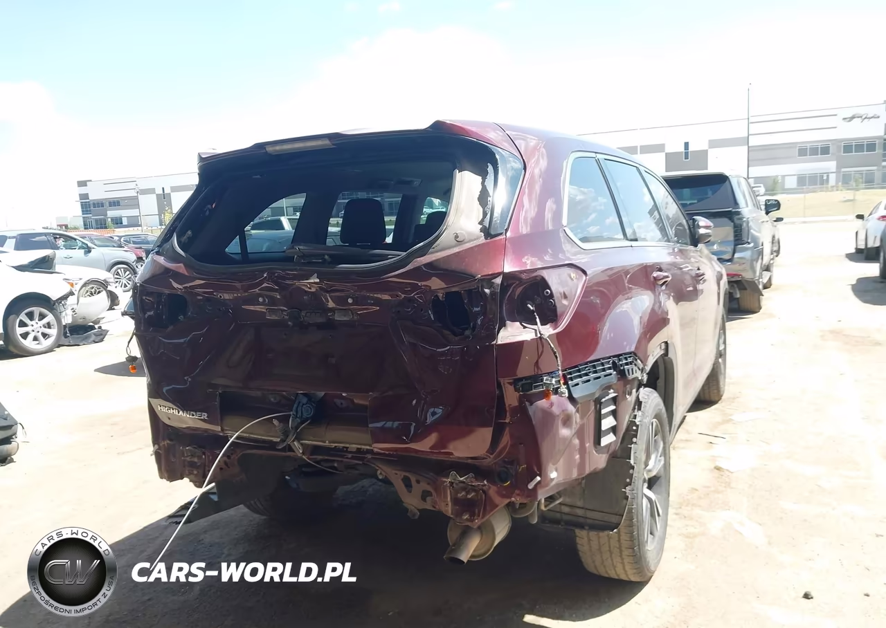 2019 Toyota Highlander Le VIN:5TDZARFH2KS059959 - 4