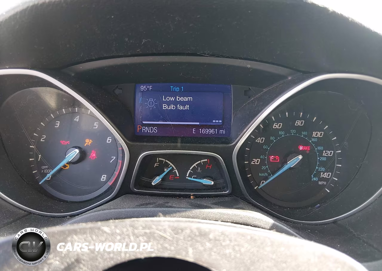 2014 Ford Focus Se VIN:1FADP3K26EL414893 - 7