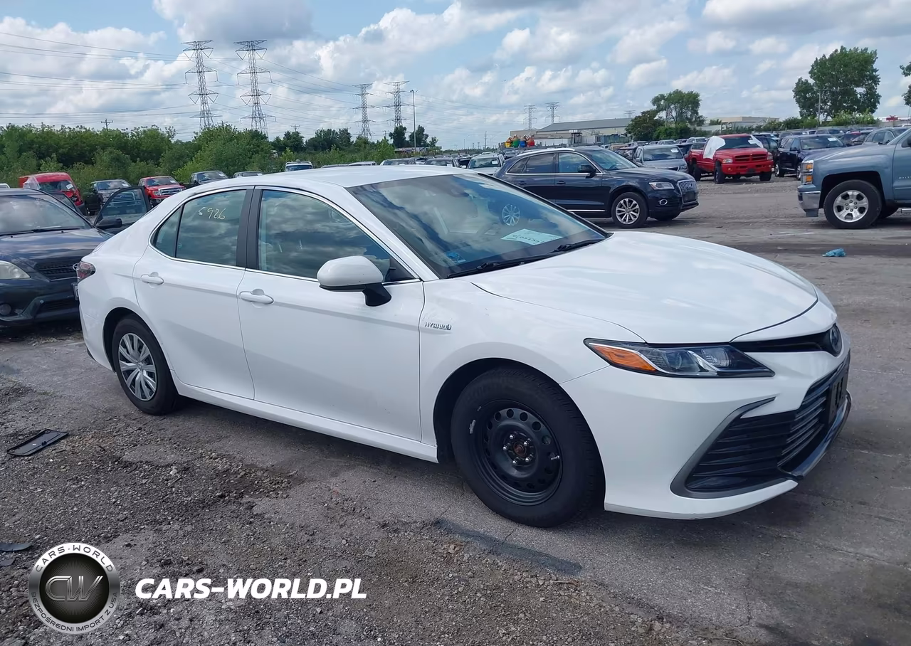 2021 Toyota Camry Le Hybrid