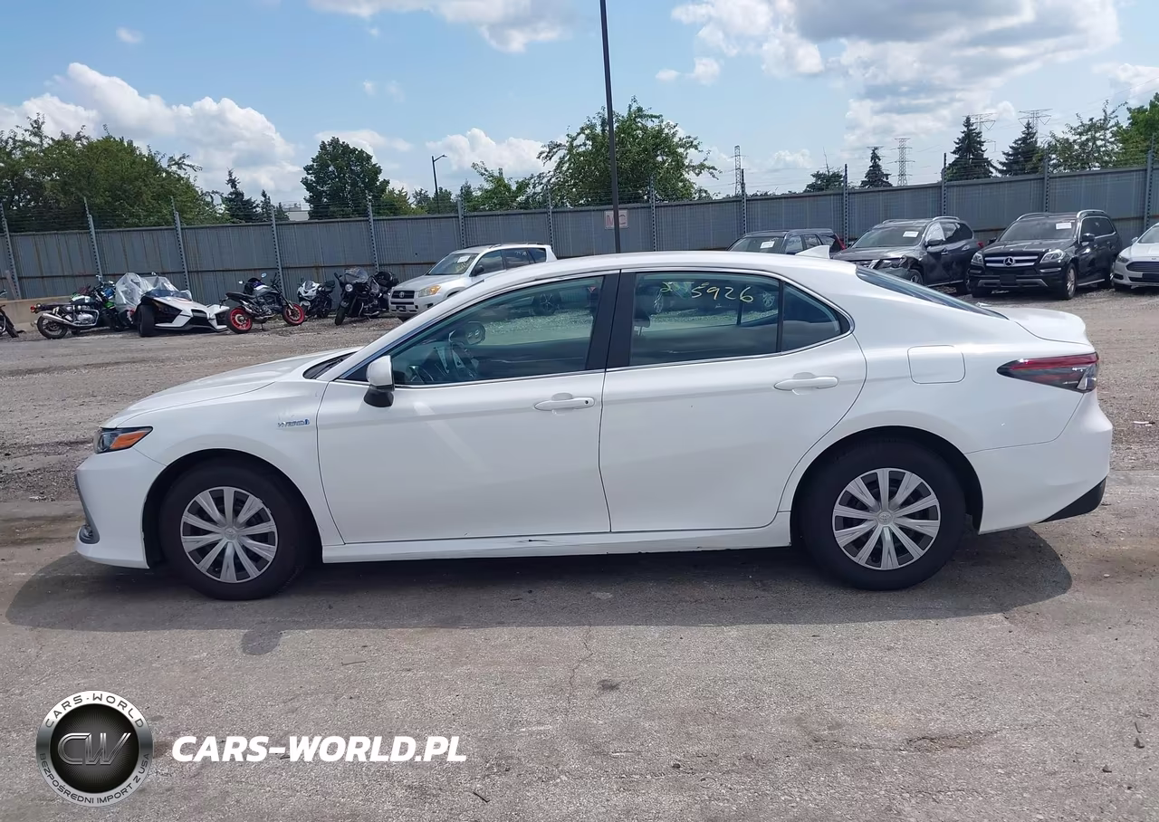 2021 Toyota Camry Le Hybrid VIN:4T1C31AK9MU562208 - 14